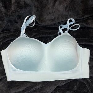 Nike Indy Breathe Low-Impact Sports Bra